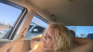 Shellyseth admires smarien75’s perky tits in public part 2