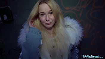 Public Agent Ends Up Covered in Cum After a Wild Ride