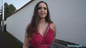 Private Agent Pays Top Dollar for Her Gorgeous Natural Curves