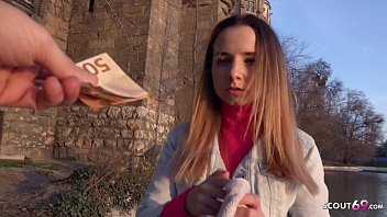 TEEN SCOUT – PETITE MONA IN TIGHT JEANS LURES FOR HOT STREET AUDITION