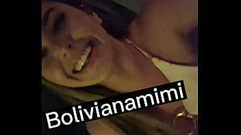 Tasting her sweet pussy in Cancun… a delicious dessert just for you Full video on bolivianamimi.tv