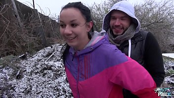 Naive busty blonde spreads wide for fake cop’s empty promises