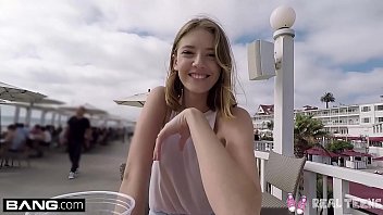 Young Girls – Public Pussy Pleasure in POV