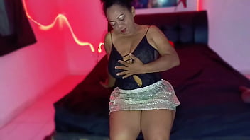 Take me now! I’m craving a thick cock deep inside my wet pussy. This busty MILF loves group fun—threesomes, orgies, gangbangs. Ready to join?