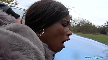 British Ebony Queen Kiki Minaj Gets Wild Outdoor Action
